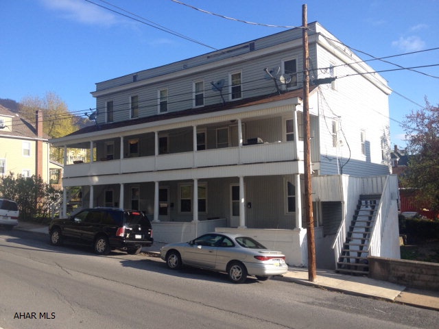 25-29 3rd St, Everett, PA 15537