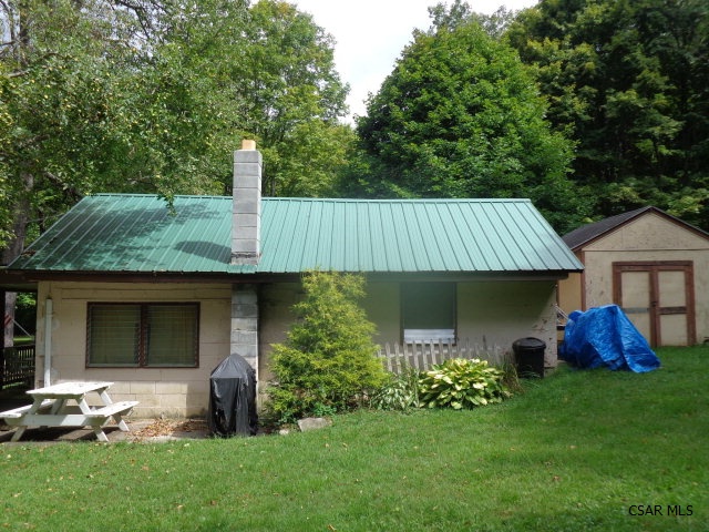 367 Lake Shore Road, Friedens, PA 15541