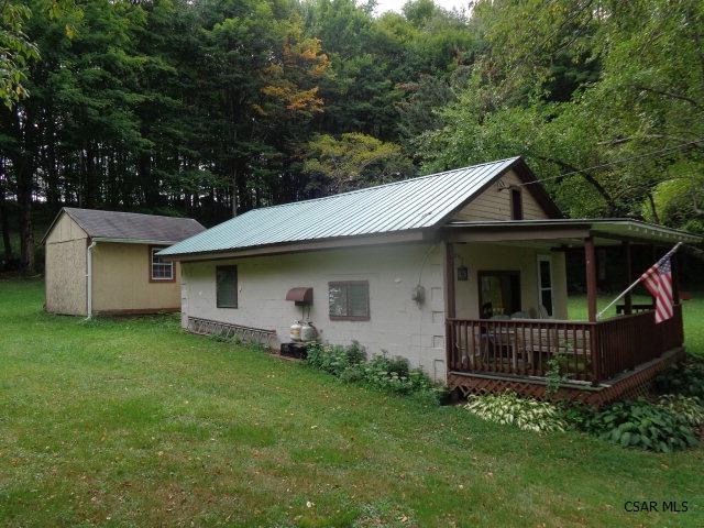 367 Lake Shore Road, Friedens, PA 15541