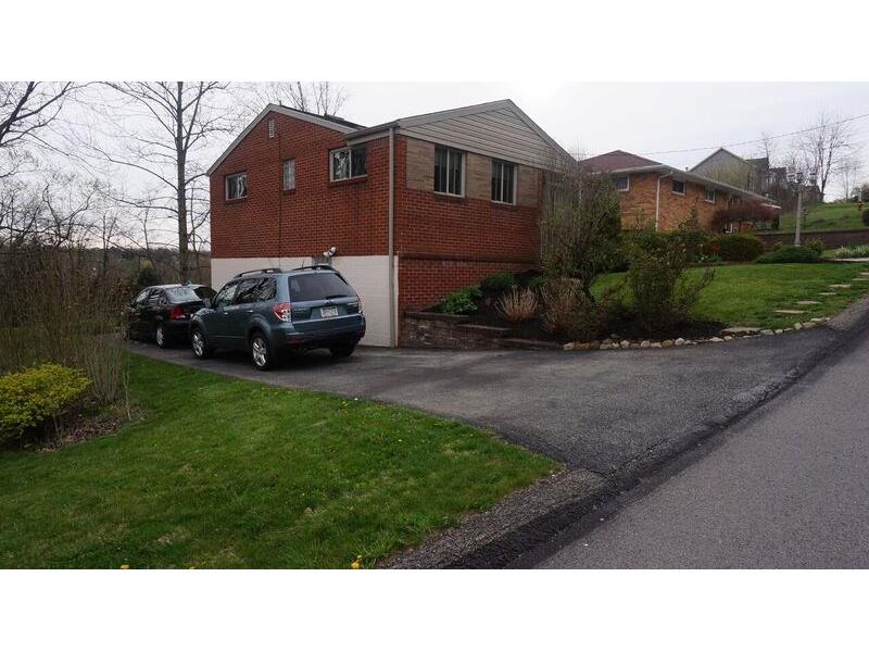 111 Orchard Drive, Manor, PA 15636