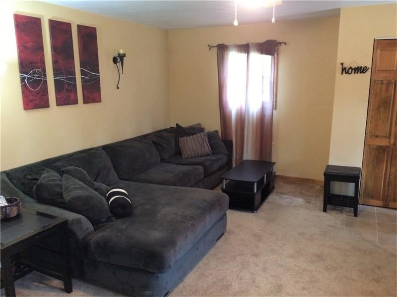 127 Arona Road, North Huntingdon, PA 15642