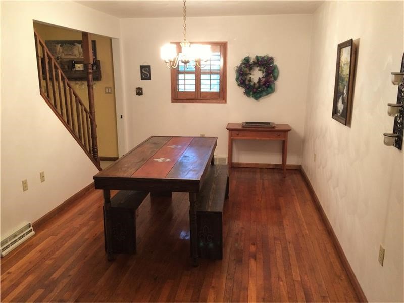 127 Arona Road, North Huntingdon, PA 15642