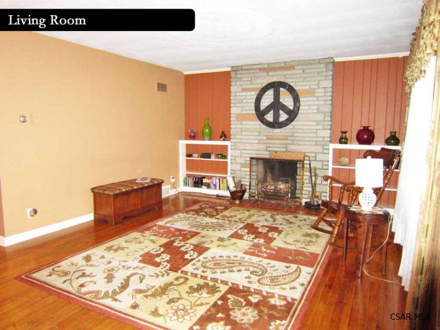 916 Club Drive, Johnstown, PA 15905