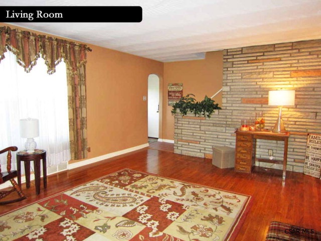 916 Club Drive, Johnstown, PA 15905
