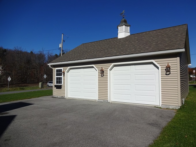 178 Railroad St, Lilly, PA 15938