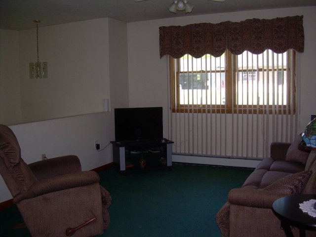 148 Rowe Street, Nanty Glo, PA 15943
