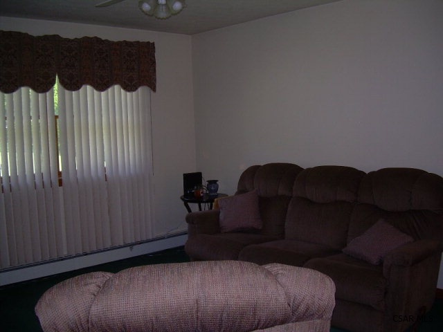 148 Rowe Street, Nanty Glo, PA 15943