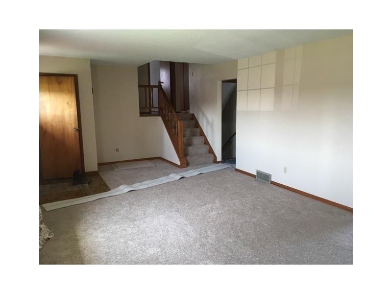 205 E State Street, West Sunbury, PA 16061