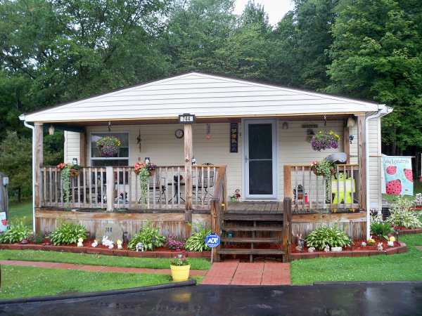 Forest Park Village 744 Slate AvenueCranberry Township, PA 16066