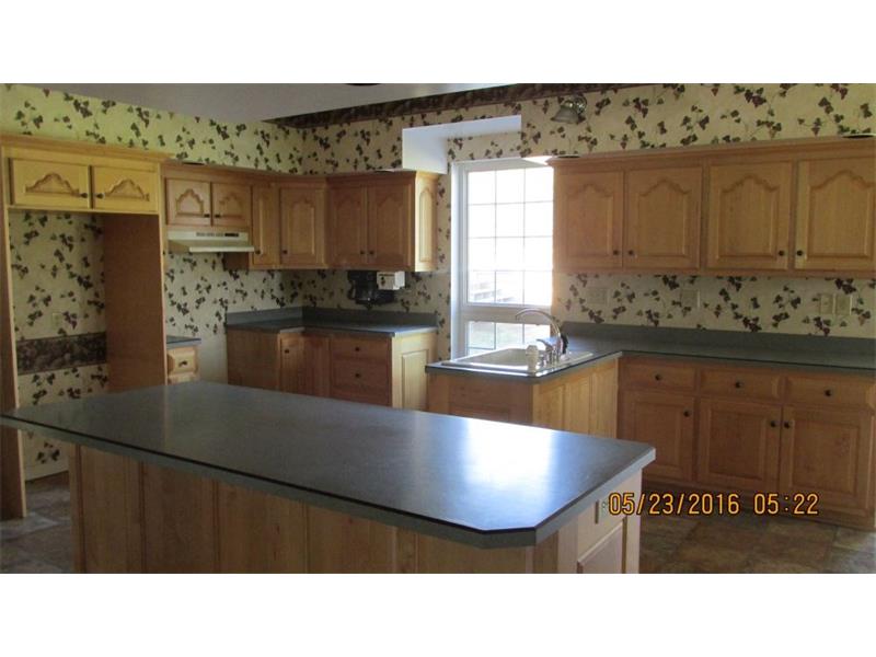 77 Coal Bank Rd, West Salem Twp, PA 16125