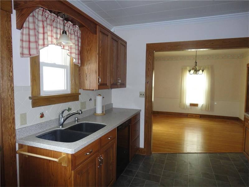 507 Tidball, Grove City Boro, PA 16127