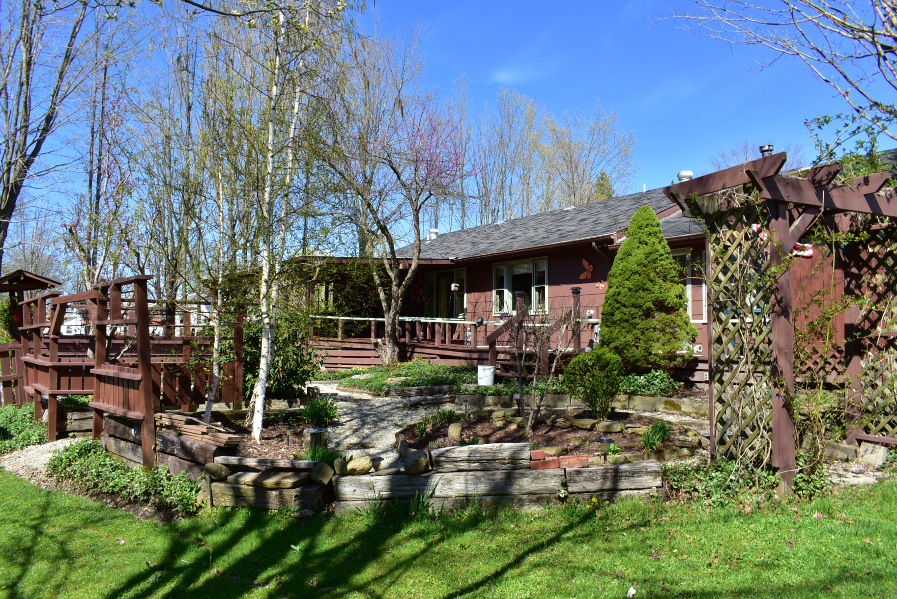 532 Shermansville Road, Conneautville, PA 16406