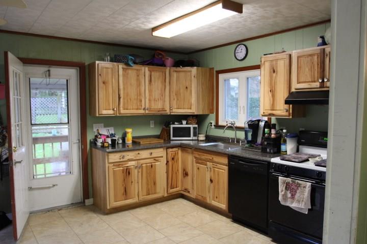 141 ORCHARD BEACH PARK Road, North East, PA 16428