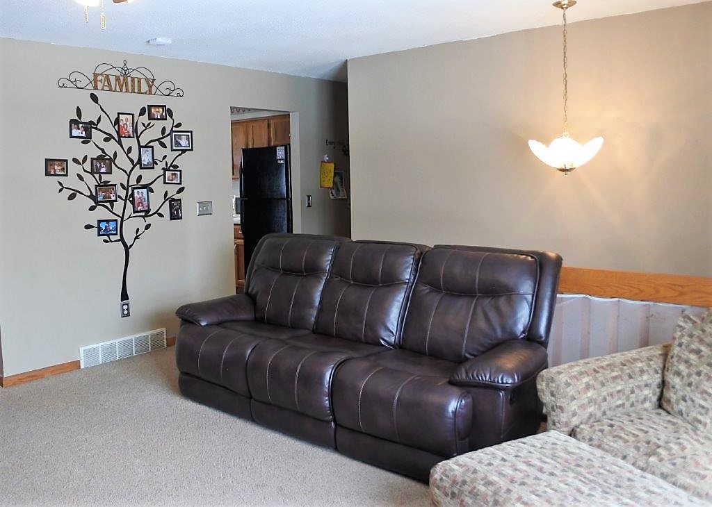 4040 Amherst Rd, Erie, PA 16506