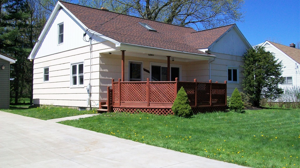 5222 West St., Erie, PA 16509