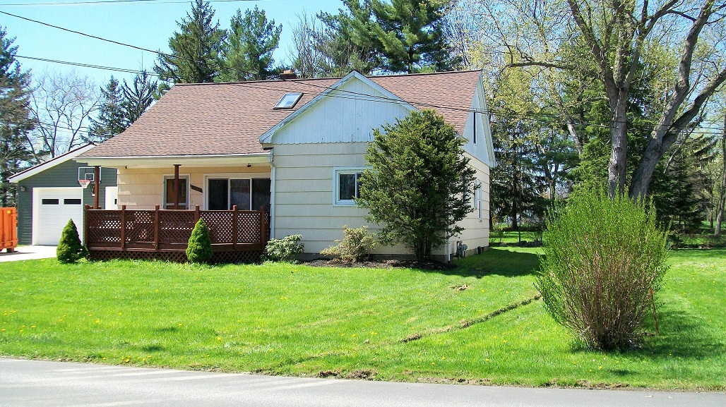 5222 West St., Erie, PA 16509