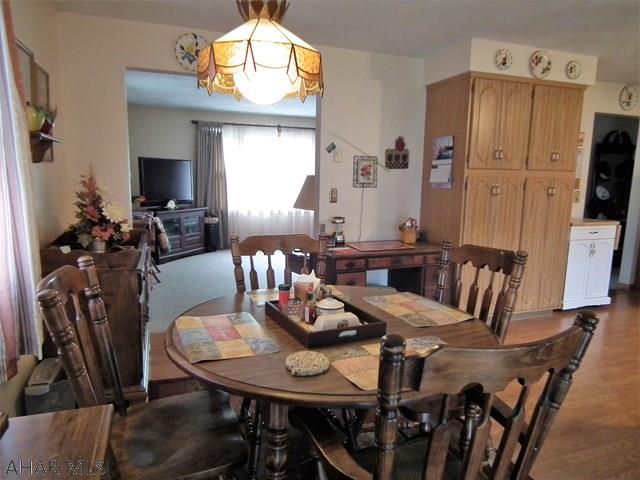 406 Nakis Drive, Duncansville, PA 16635