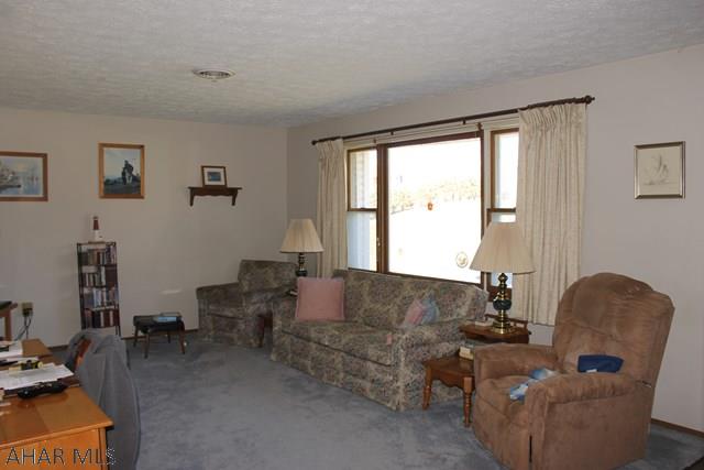 130 Gail Street, Hollidaysburg, PA 16648