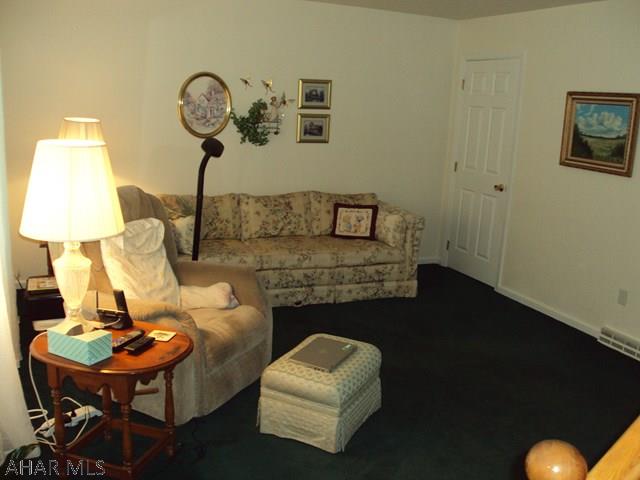 161 Godfrey Lane, Hollidaysburg, PA 16648