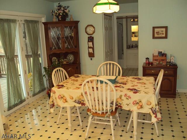 161 Godfrey Lane, Hollidaysburg, PA 16648