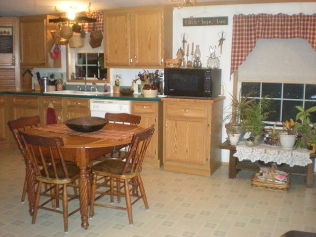 372 Locust Rd., Gillett, PA 16925