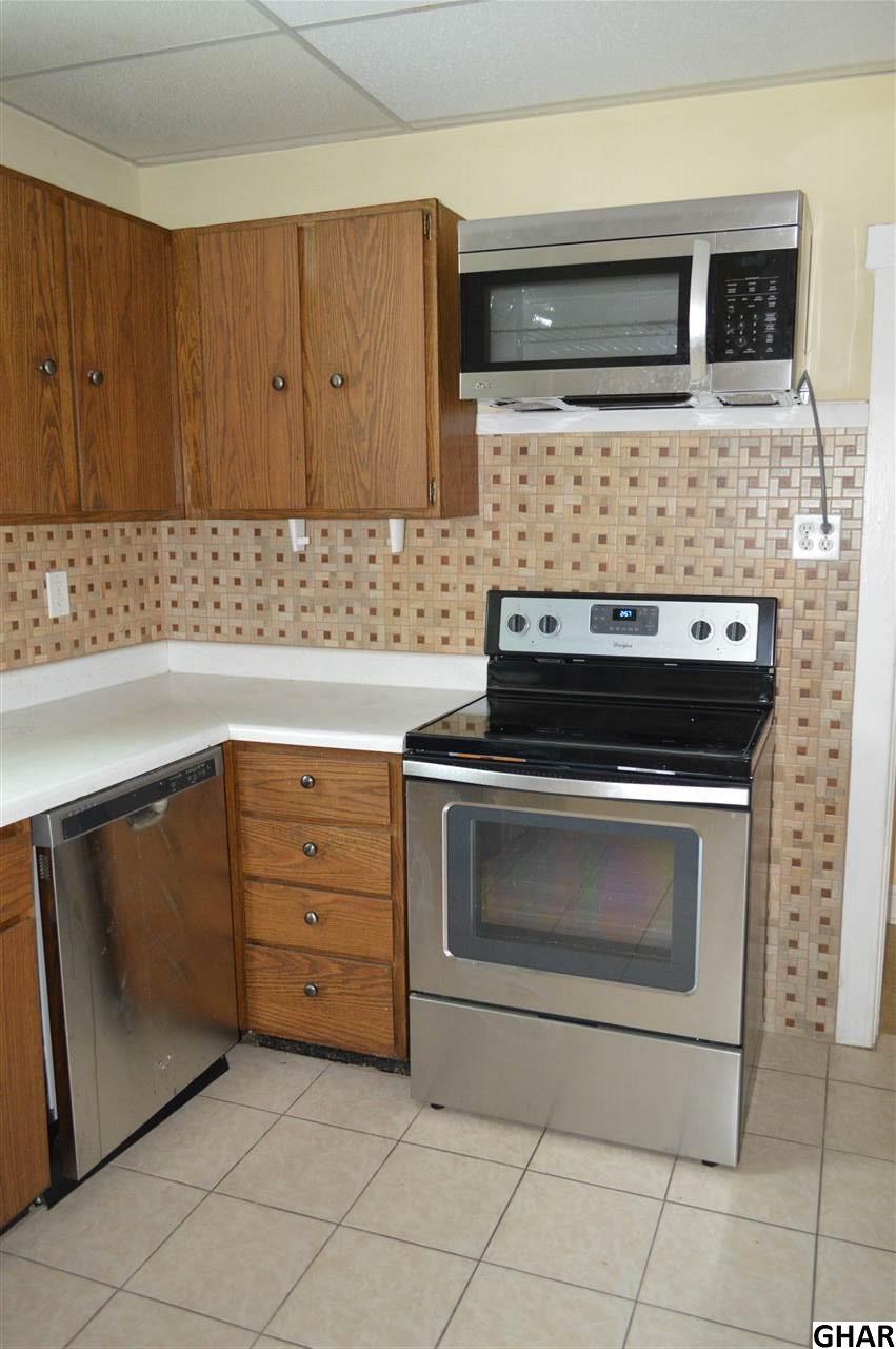 141 S 32ND ST, Camp Hill, PA 17011