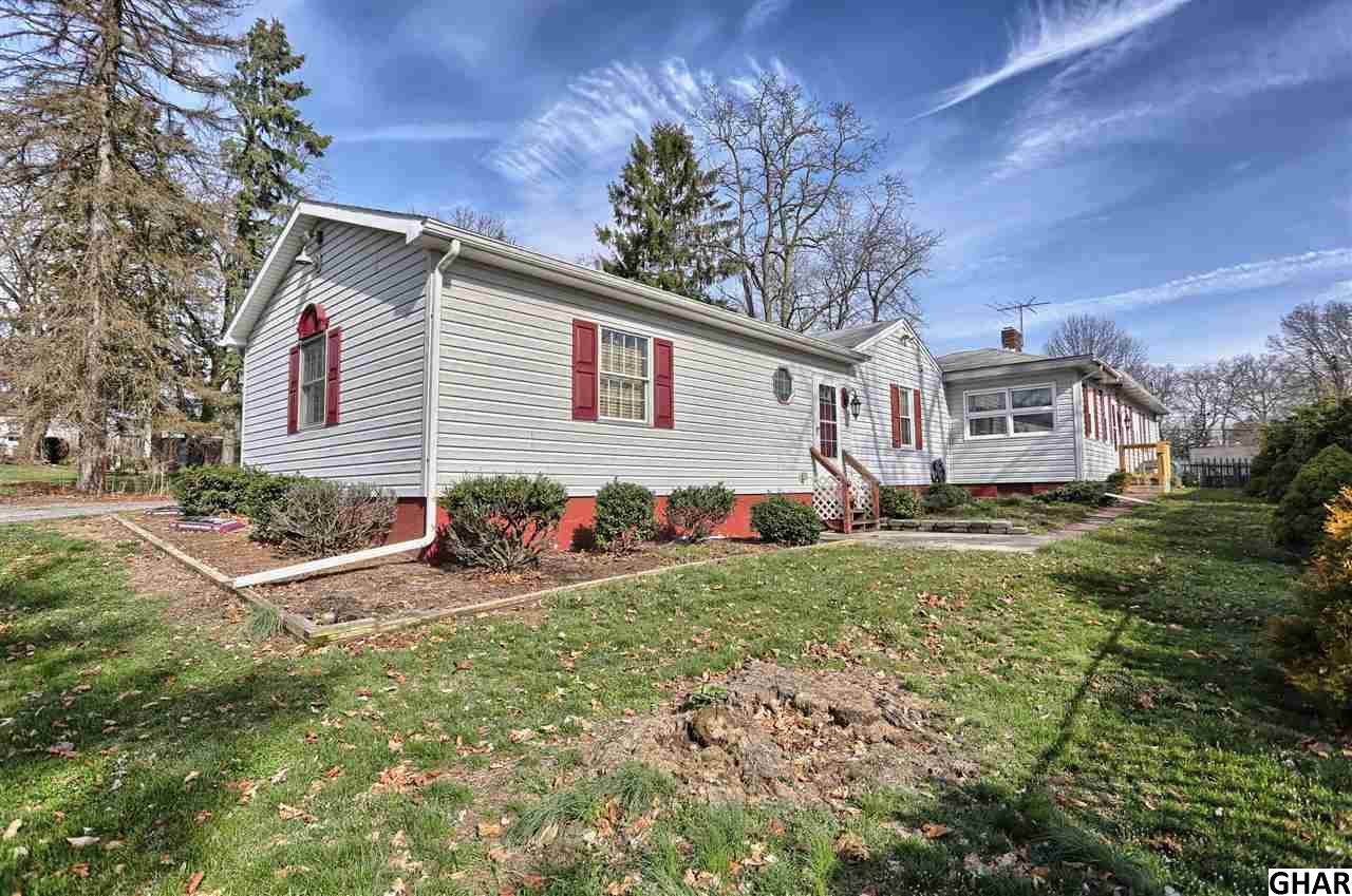 154 W I Street, Carlisle, PA 17013