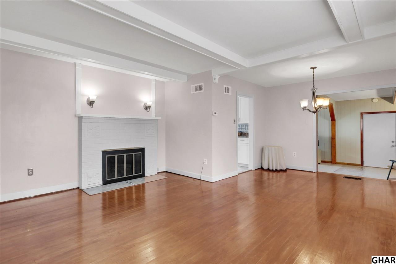 154 W I Street, Carlisle, PA 17013