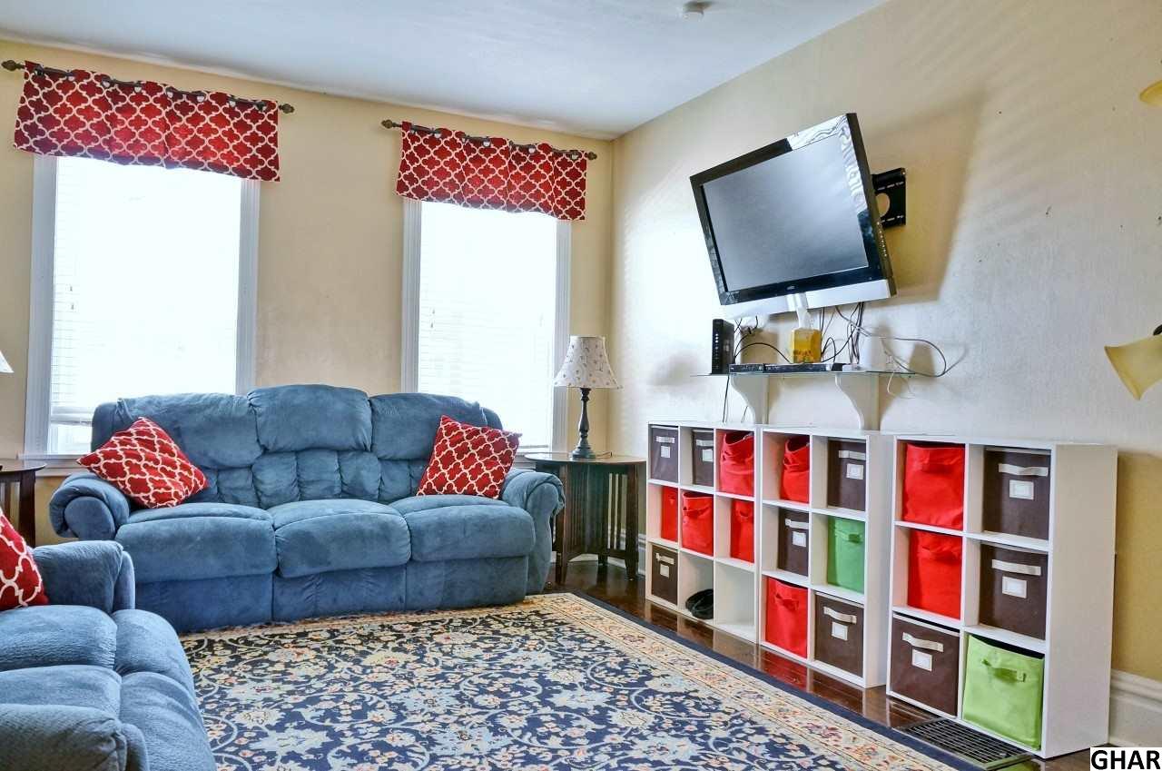 417 N Hanover St, Carlisle, PA 17013