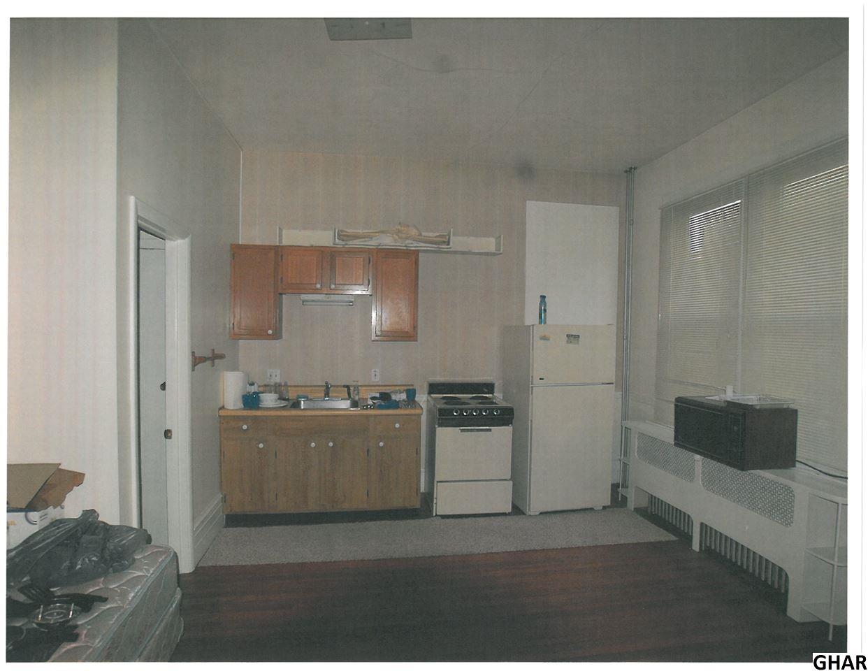 32-34 E NORTH ST, Carlisle, PA 17013