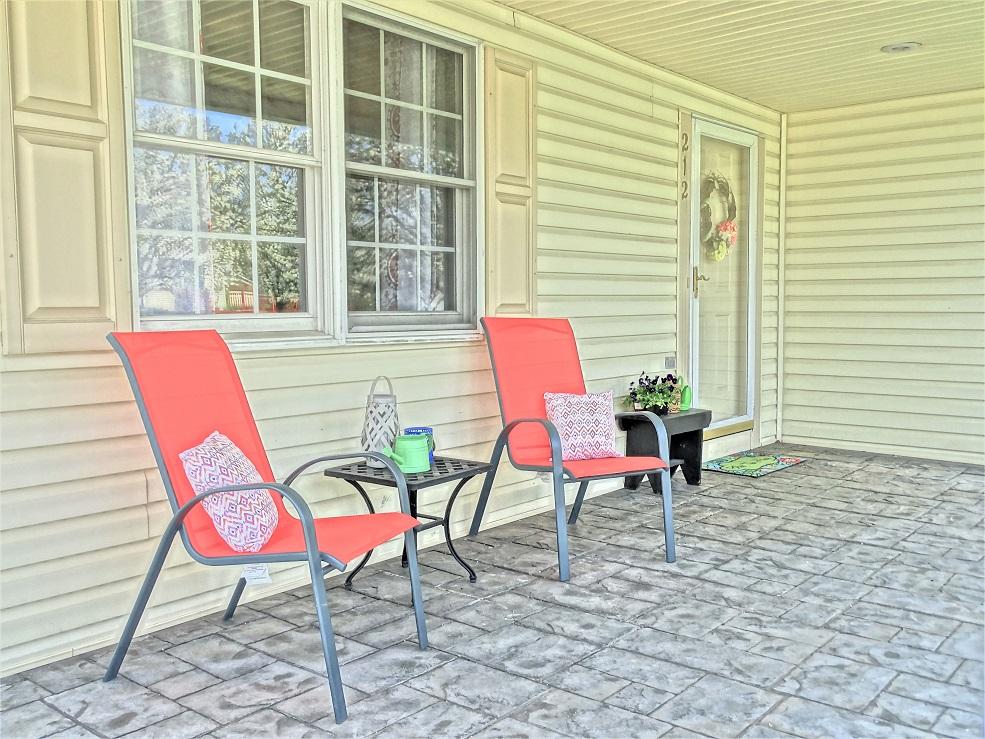212 CONOY AVENUE, Elizabethtown, PA 17022