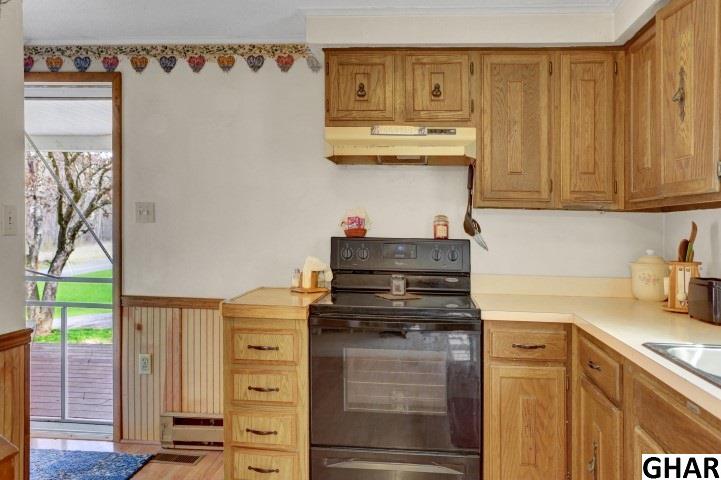 159 Greenbriar Road, Elliottsburg, PA 17024