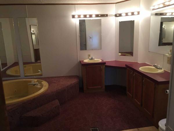 Chesapeake Estates 183 Bowie DriveGrantville, PA 17028