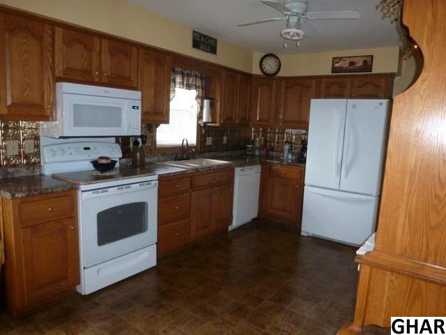 61Hornberger Drive, Mcalisterville, PA 17049