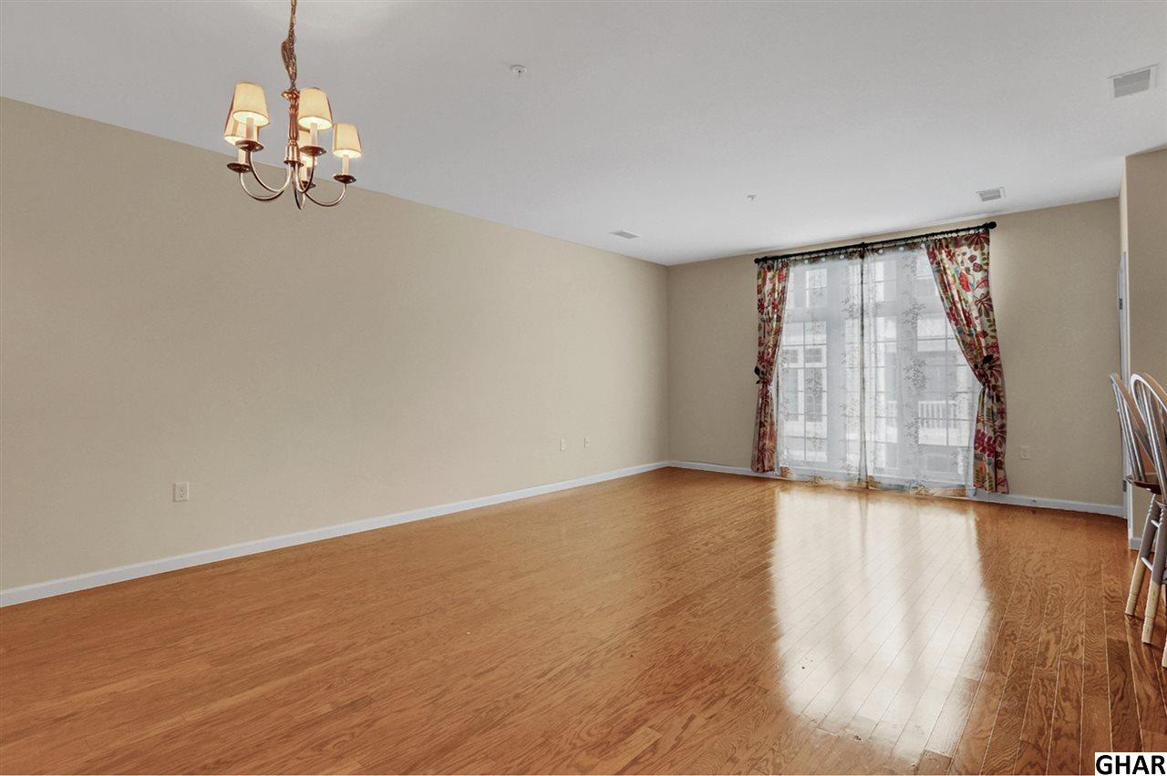 3025Meridian Commons Unit G, Mechanicsburg, PA 17055