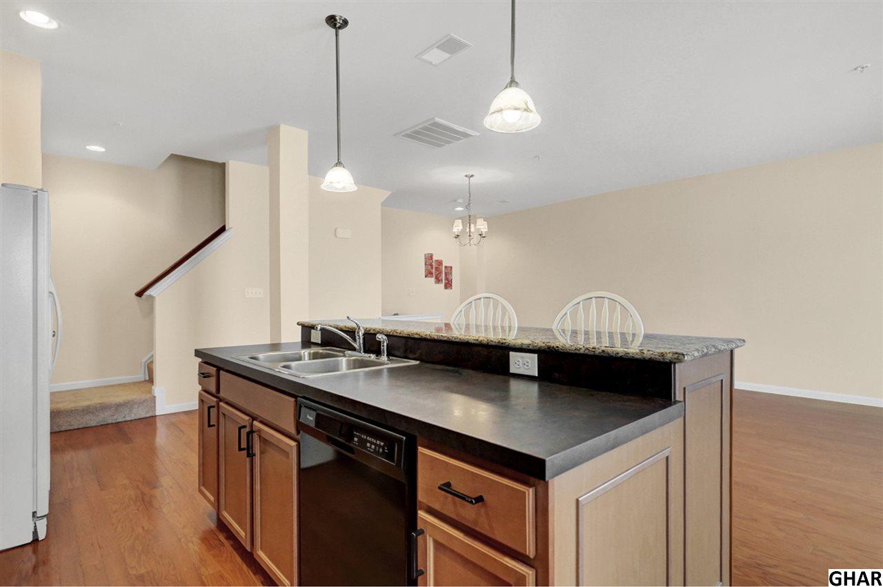 3025Meridian Commons Unit G, Mechanicsburg, PA 17055