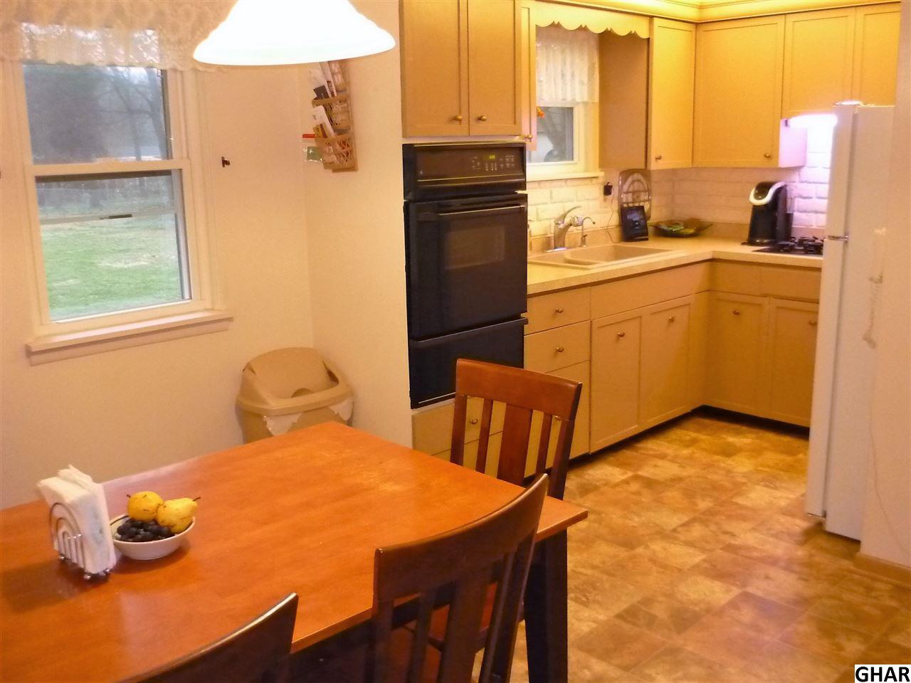 931 W Trindle Road, Mechanicsburg, PA 17055