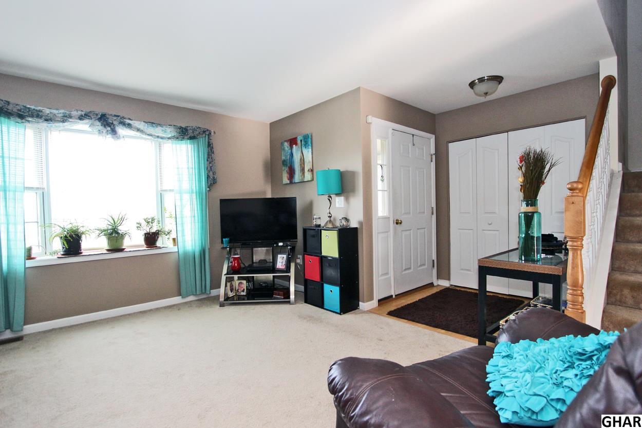 905Woodridge Dr, Middletown, PA 17057