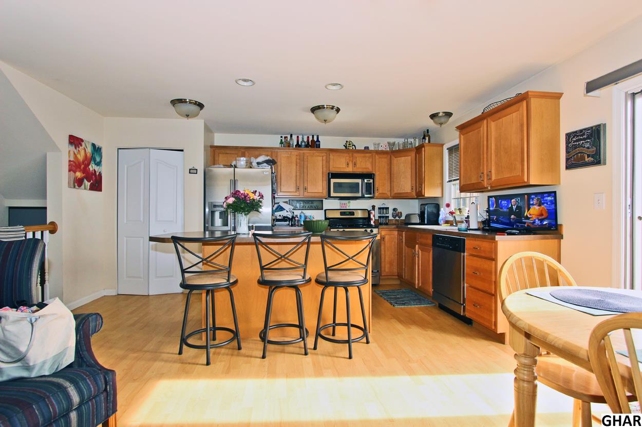 905Woodridge Dr, Middletown, PA 17057