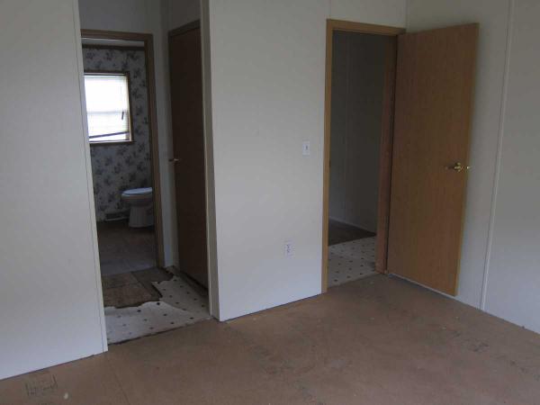 Midland Park 17 Midland DriveMillersburg, PA 17061