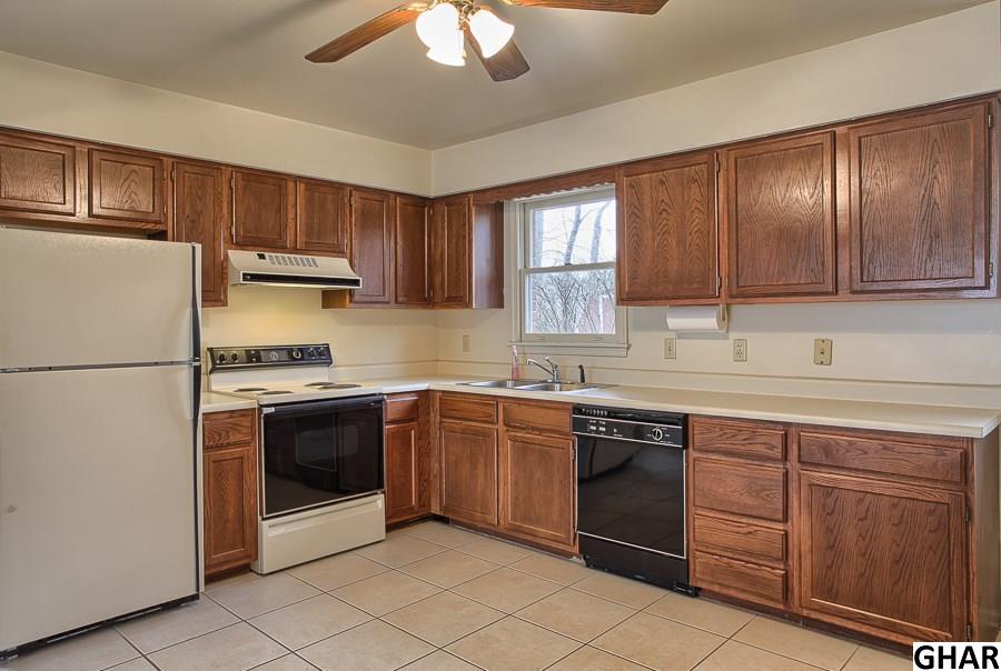 13Midland Drive, Mount Holly Springs, PA 17065