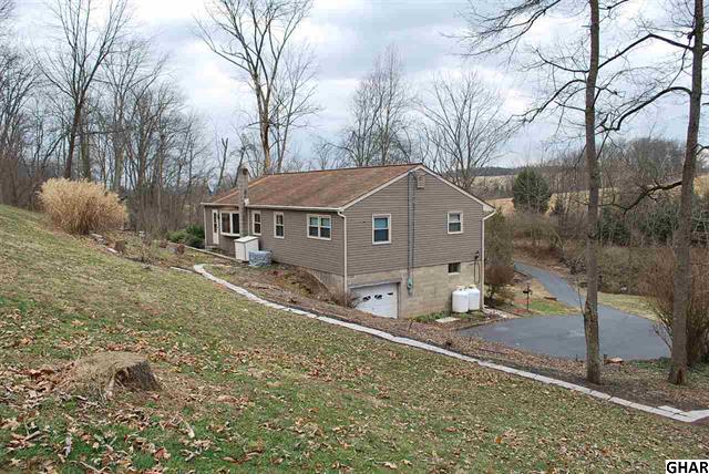 1590 Creek Road, Newport, PA 17074