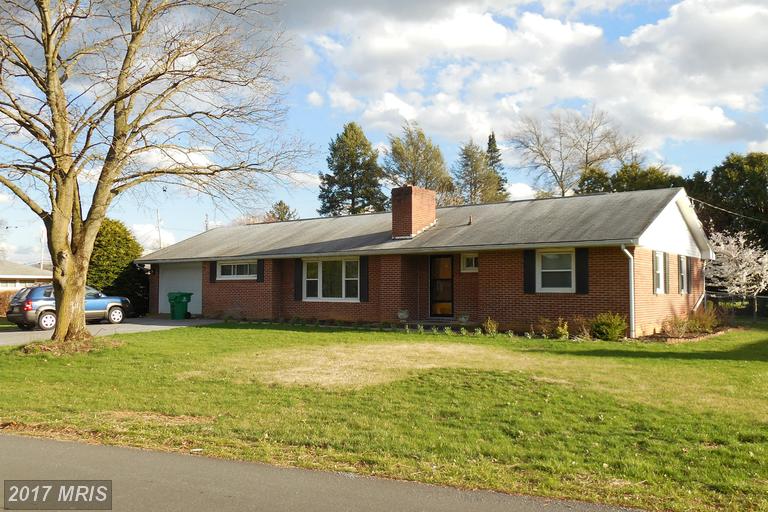 86 FERSFIELD ROAD, Chambersburg, PA 17202