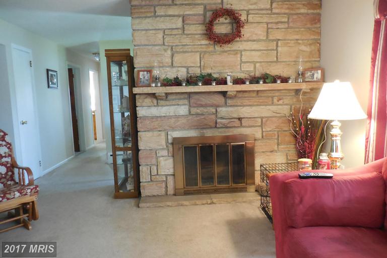 86 FERSFIELD ROAD, Chambersburg, PA 17202