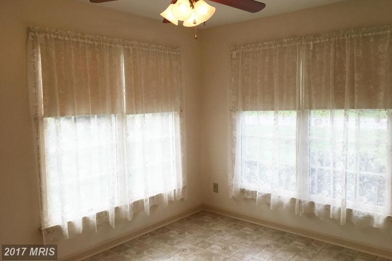 11283 Woodside Drive, Waynesboro, PA 17268