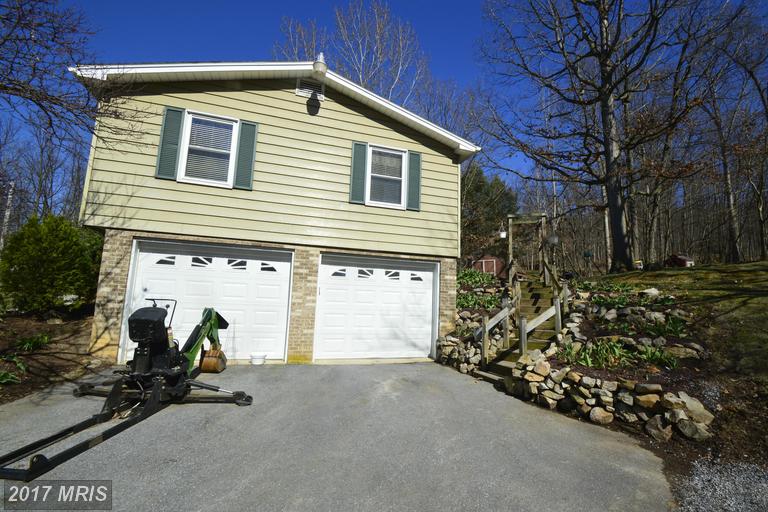 7040 FURNACE ROAD, Waynesboro, PA 17268