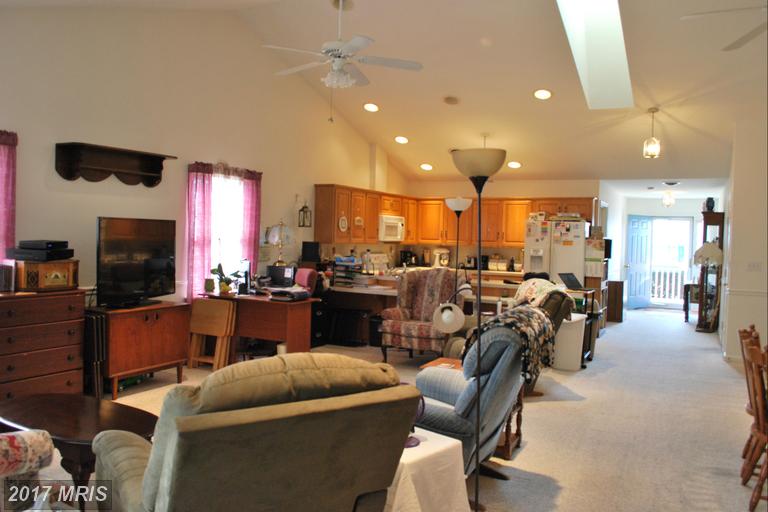 613 SPRING HILL DRIVE, Waynesboro, PA 17268