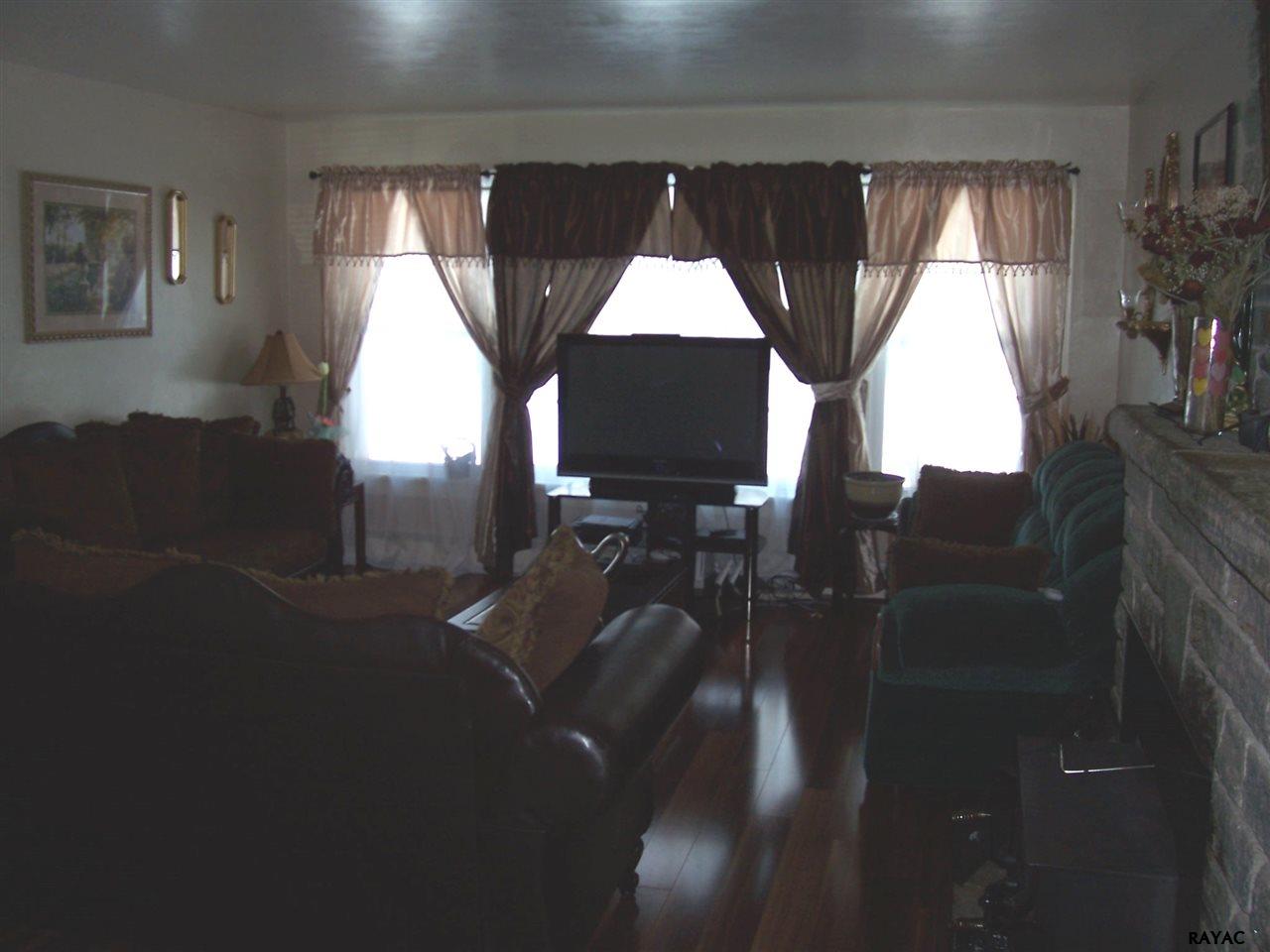 1355 Carlisle Road, Biglerville, PA 17307