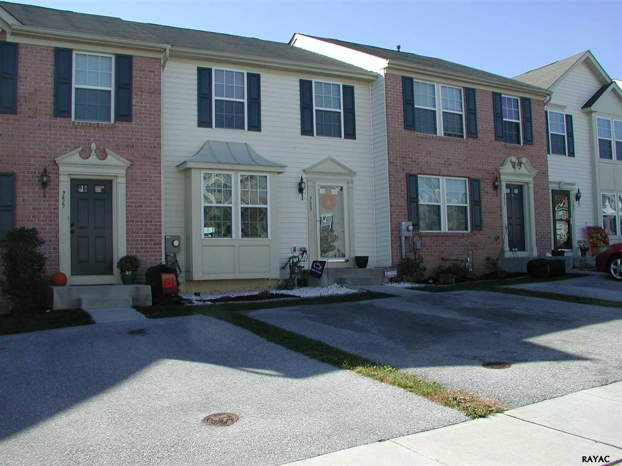 753 Blossom Drive, Hanover, PA 17331