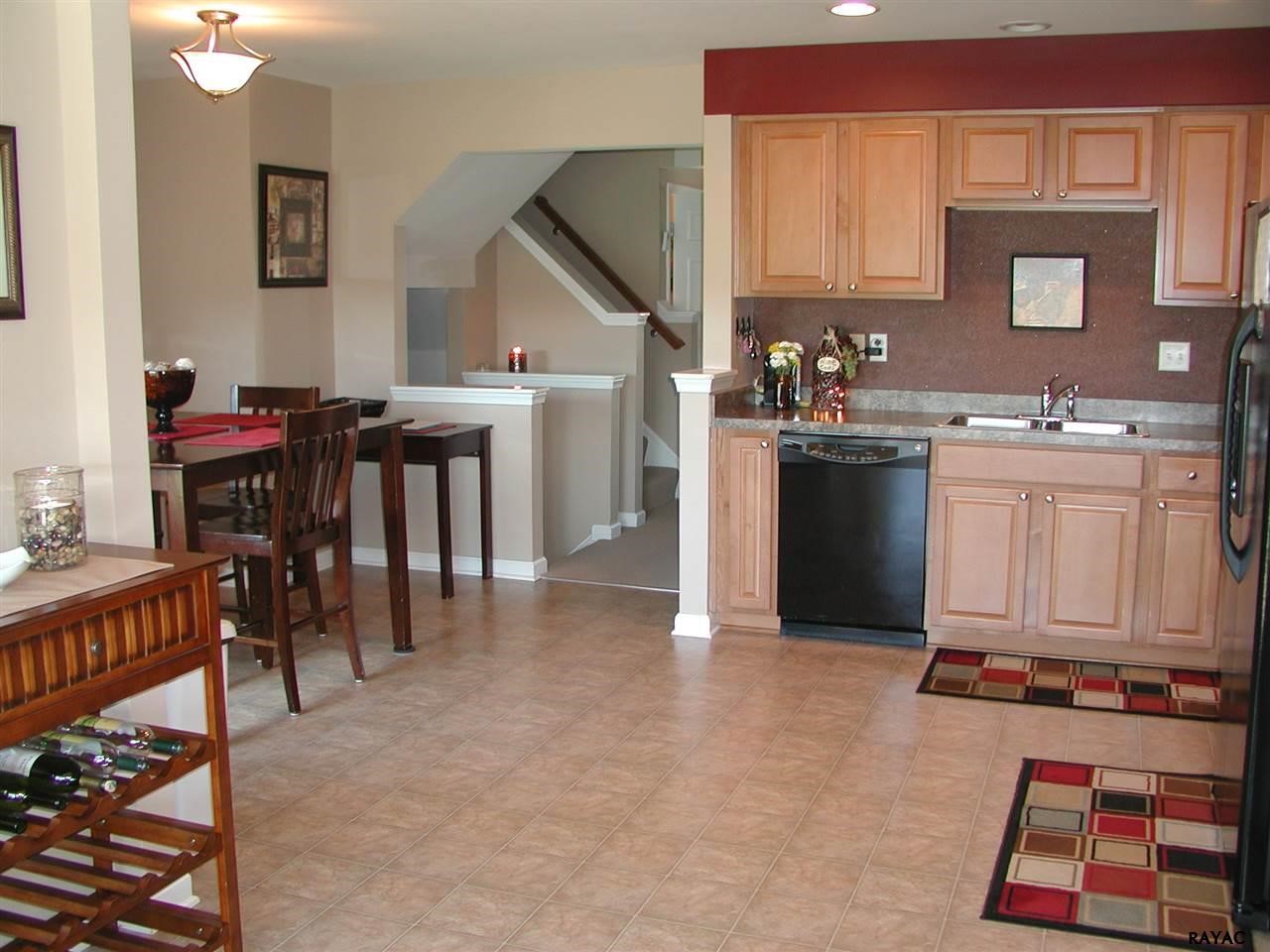 753 Blossom Drive, Hanover, PA 17331